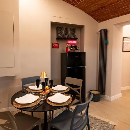 Maison 1800 アパート トリノ