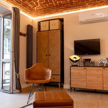 Apartment Maison 1800