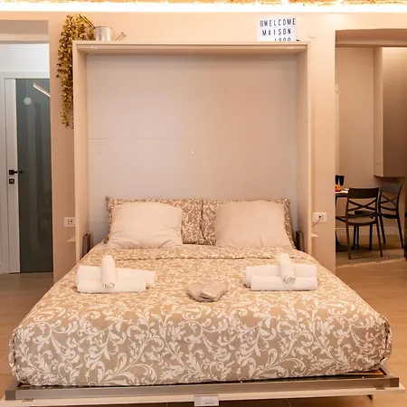Maison 1800 Daire *