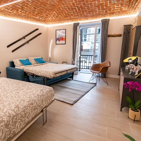 Maison 1800 Daire Torino