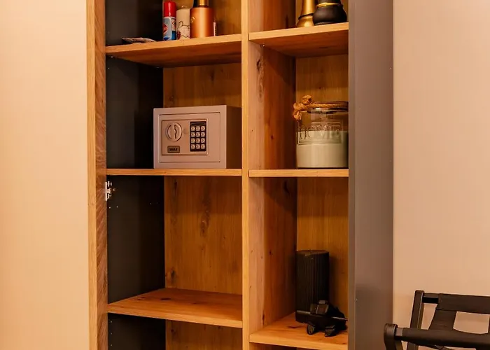 Maison 1800 * Torino